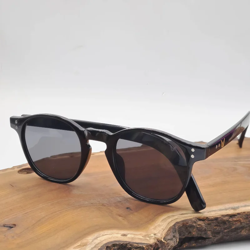 عینک-آفتابی-اسپرت-جنتل-مانستر-رنگ-مشکی