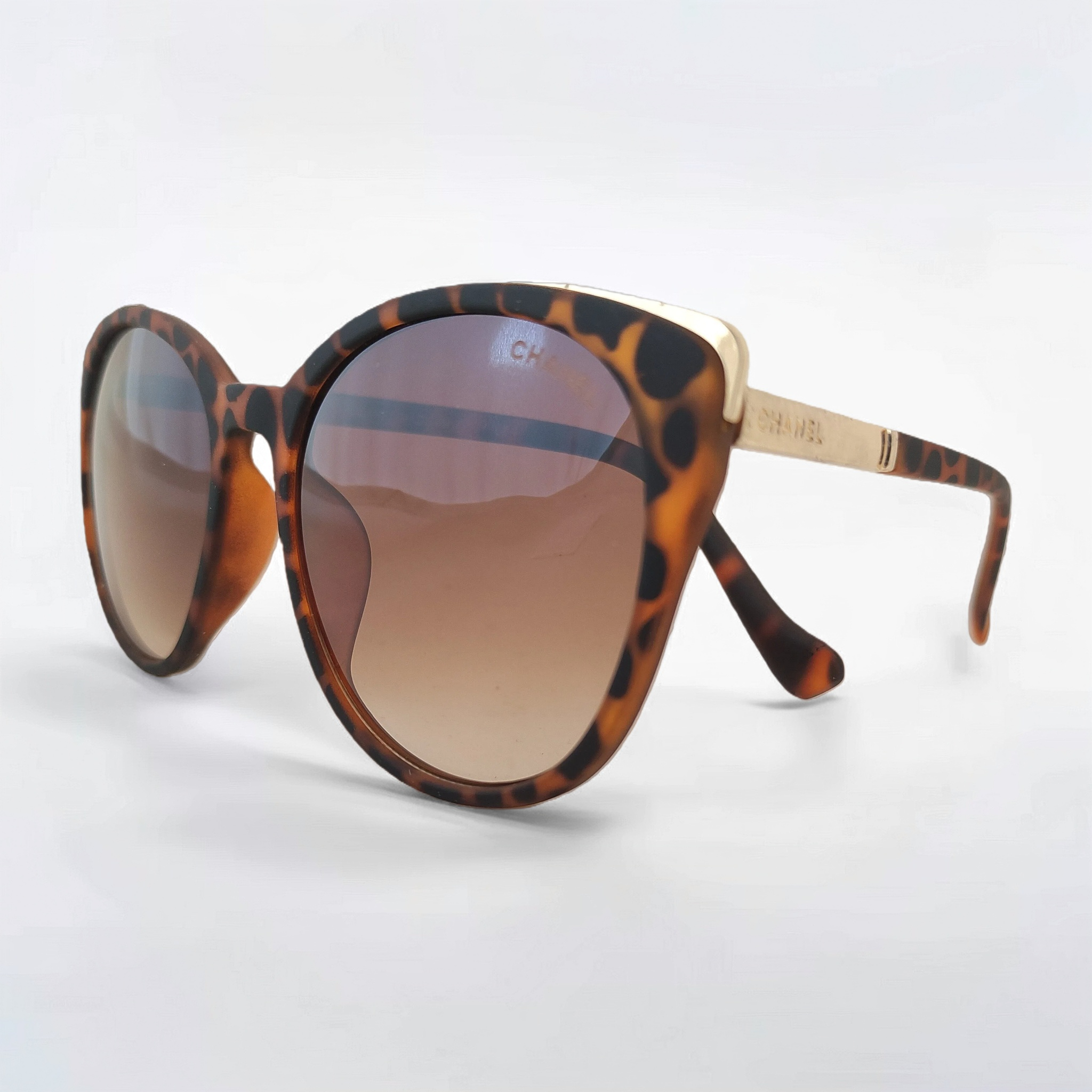 عینک آفتابی زنانه کت شنل هاوانا